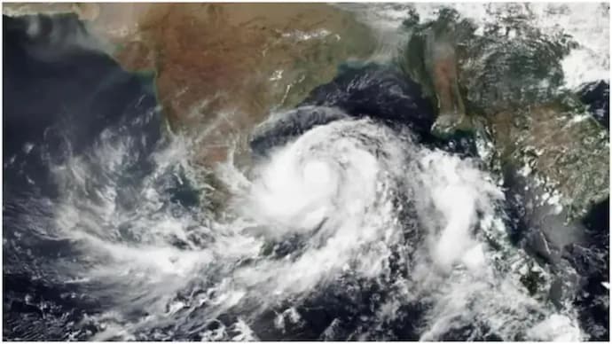 Cyclone Tropical cyclone India Meteorological Department West Bengal Bangladesh Bay of Bengal 