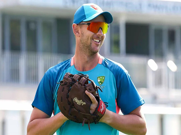 Australian Men’s Cricket Team Josh Hazlewood India Sunil Gavaskar 