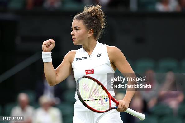 Jasmine Paolini Wimbledon Womens Tennis Association Tennis player Barbora Krejčíková 