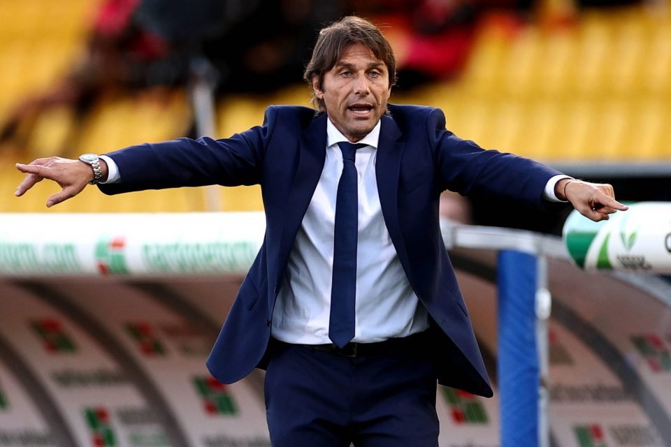 Antonio Conte SSC Napoli Serie A Chelsea F.C. Inter Milan Tottenham Hotspur F.C. Association football manager Juventus F.C. 