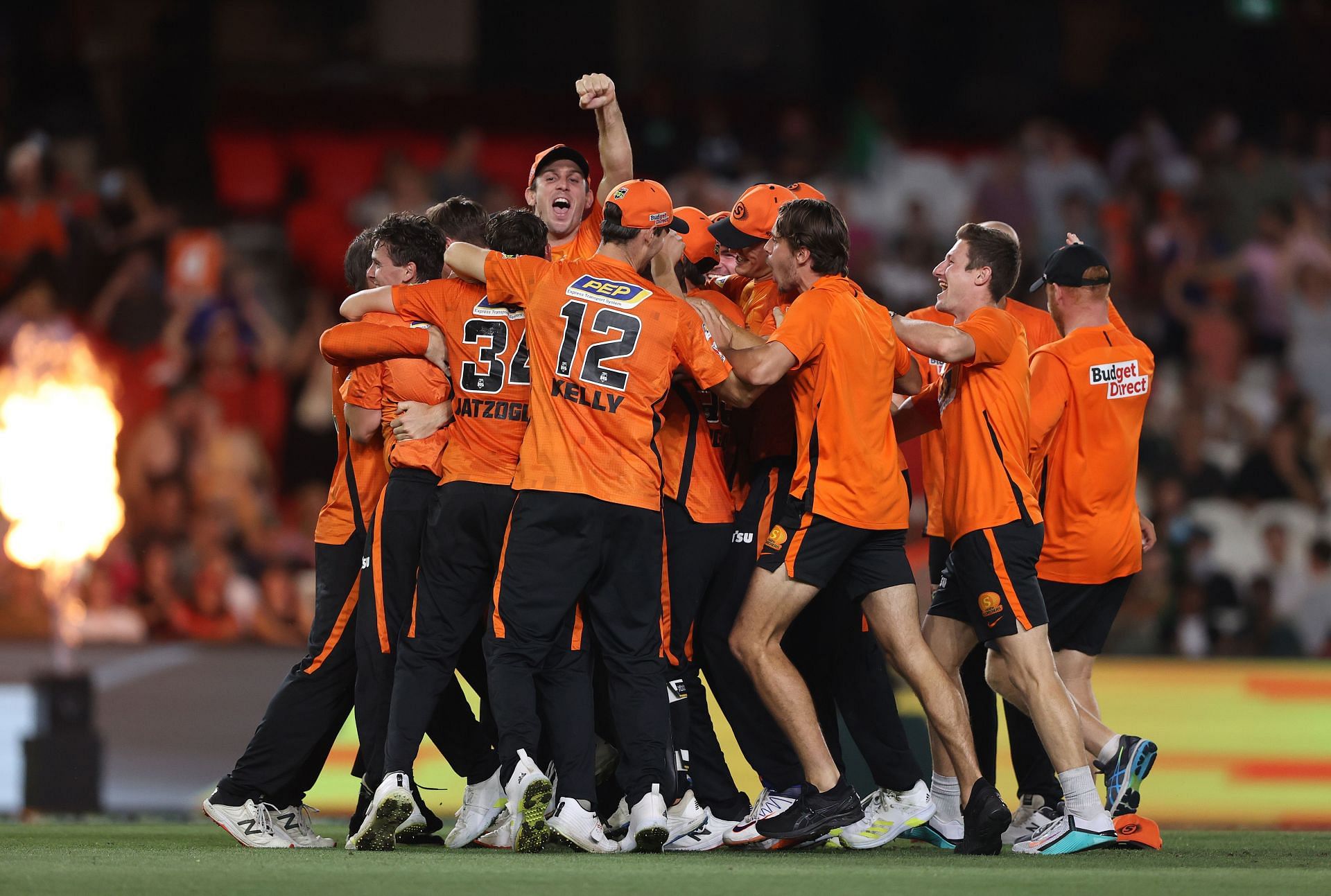 Super Over Cricket Perth Scorchers Sydney Sixers Twenty20 Womens Big Bash League Australian Men’s Cricket Team 