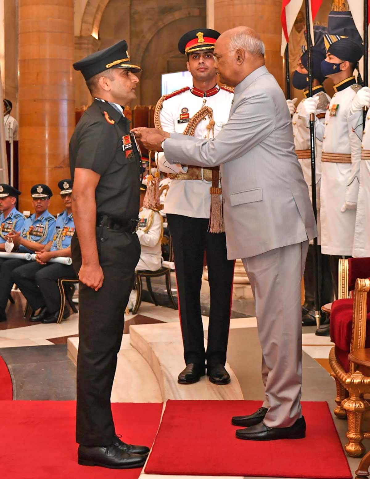 Shaurya Chakra Droupadi Murmu Kirti Chakra India 