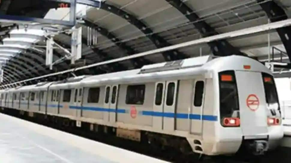 Blue Line DMRC Kirti Nagar 