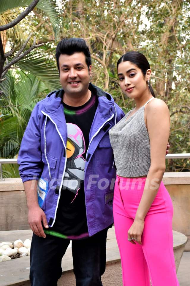 Janhvi Kapoor Khushi Kapoor Rajkummar Rao 