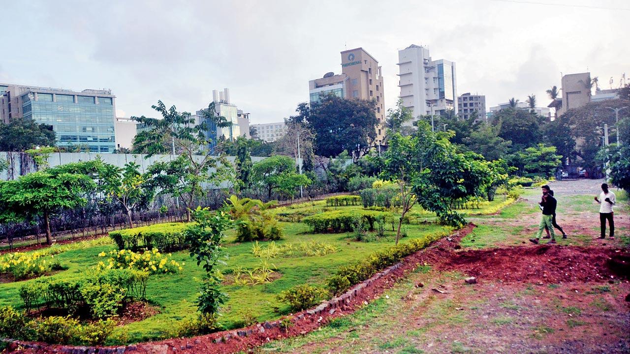 Brihanmumbai Municipal Corporation Urban park Mumbai Marol 