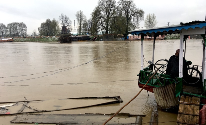 Capsizing Jhelum River Srinagar 