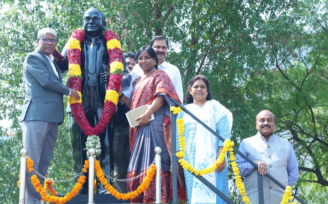 Dr Babasaheb Ambedkar 