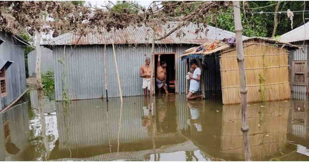 Flood Brahmaputra Dharla Bangladesh Kurigram District Water level Flood Forecasting and Warning Centre 