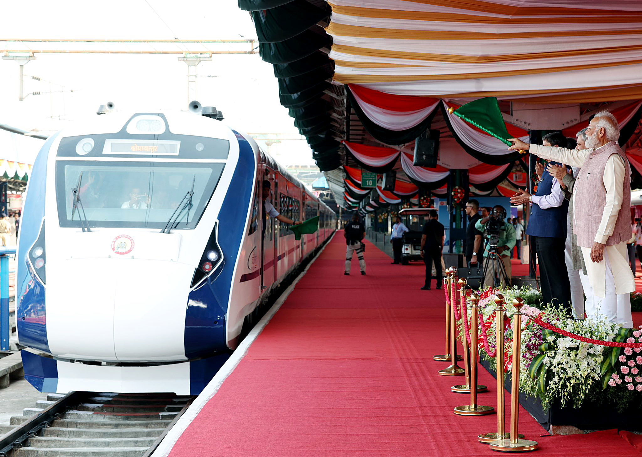 Kashmir On Track  